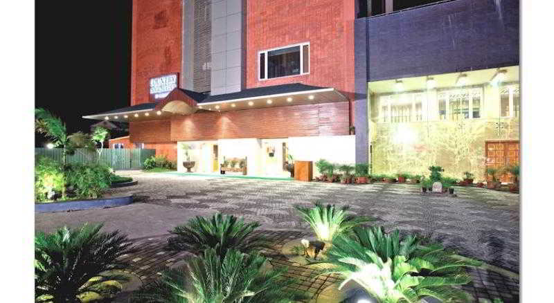 Country Inn Ahmedabad Extérieur photo